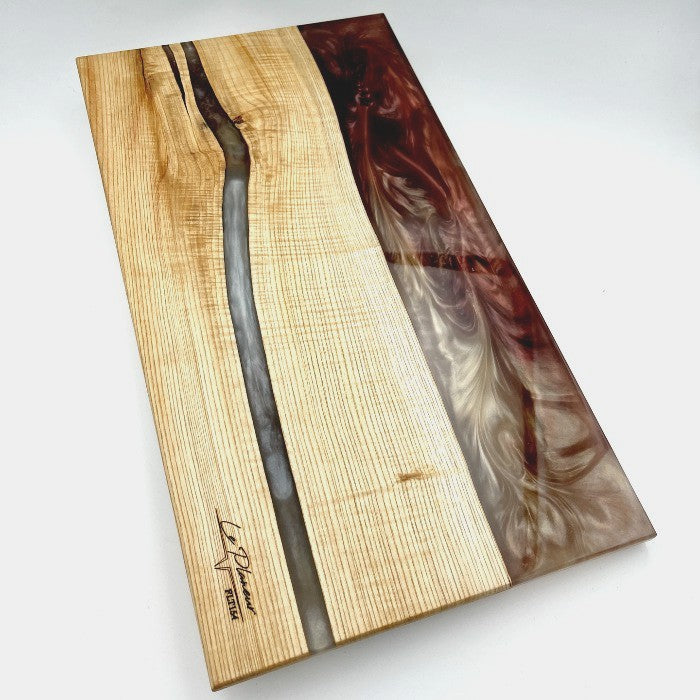 Planche à charcuterie en Catalpa et Epoxy