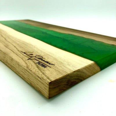 Service / Charcuterie board made of Catalpa and Epoxy