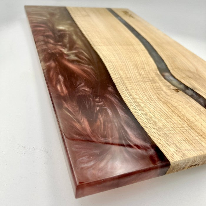 Charcuterie board made of Catalpa and Epoxy